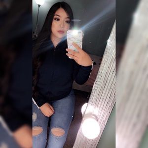 Meet your Posher, Jasmine